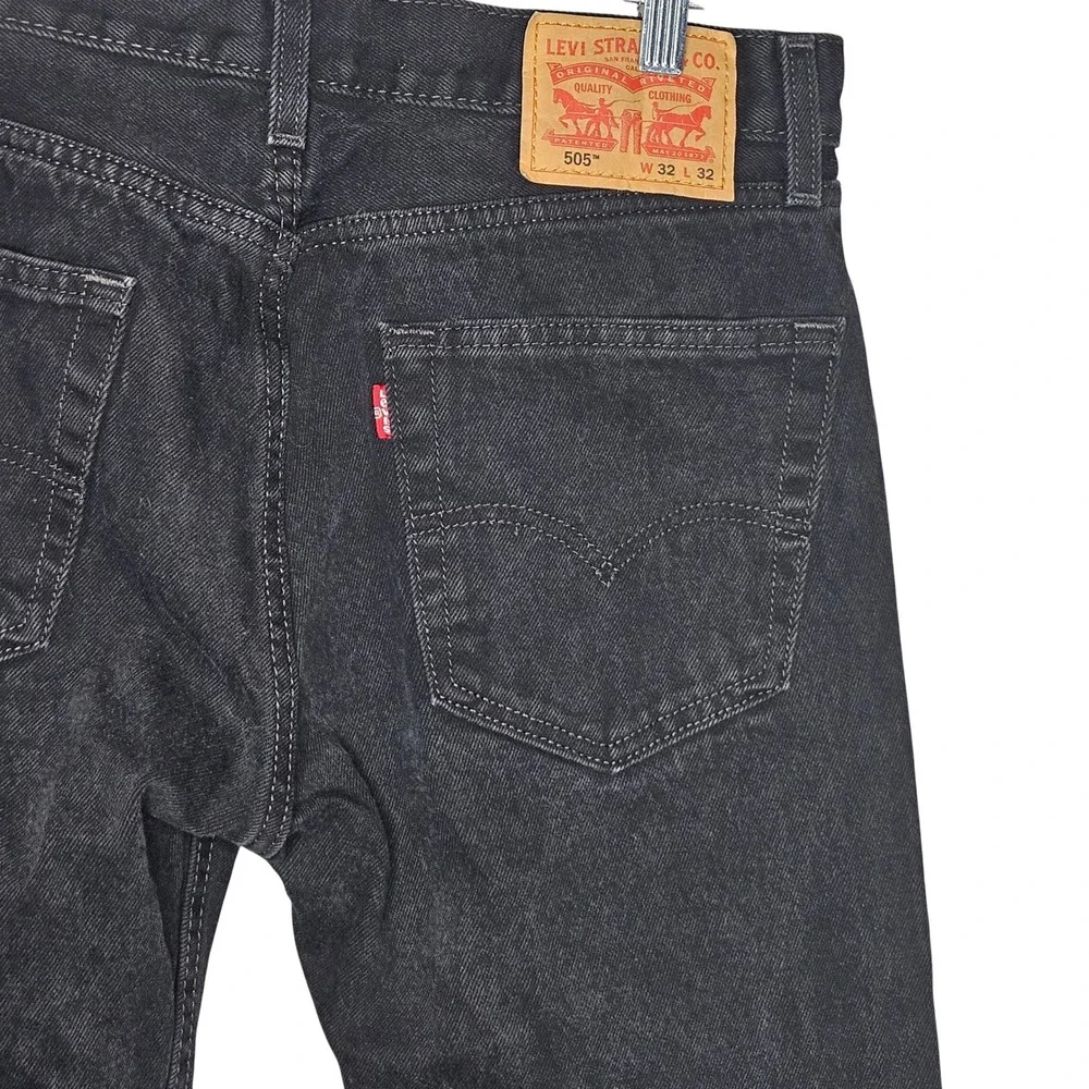 Levi's 505 Black Jeans Straight‎ Leg 100% Cotton Classic Fit Denim 30 32 L32